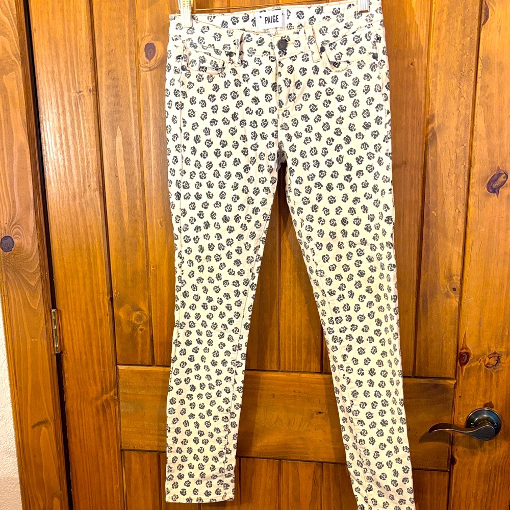 PAIGE Women's Cream and Black Patterned Jeans